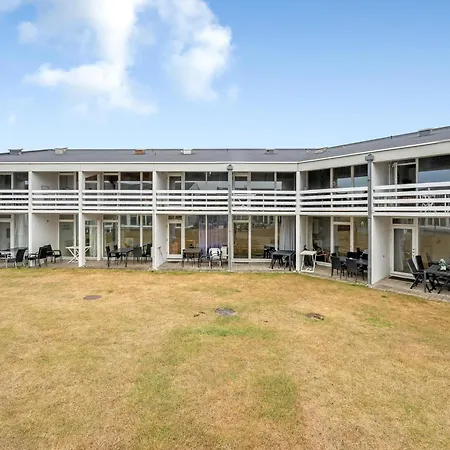 Bright And Newly Renovated Close To The North Sea And Sondervig Center 펜션