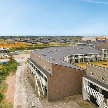 Bright And Newly Renovated Close To The North Sea And Sondervig Center 링쾨빙